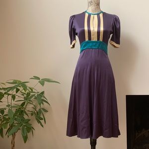 EUC 100% SILK OPEN BACK with TIES